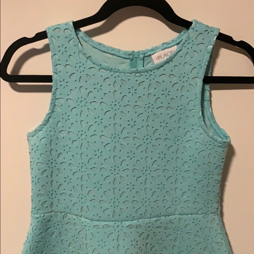 Children’s Place Girl Dress - Picture 2 of 3